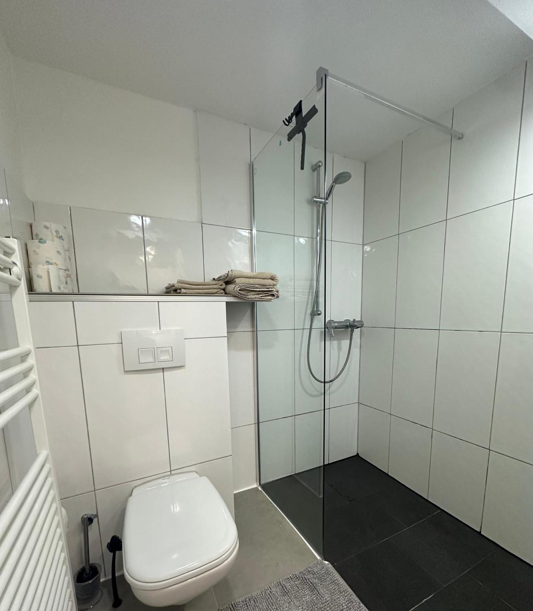 Charmante 2 Zimmer Souterrain Hannover Exterior photo